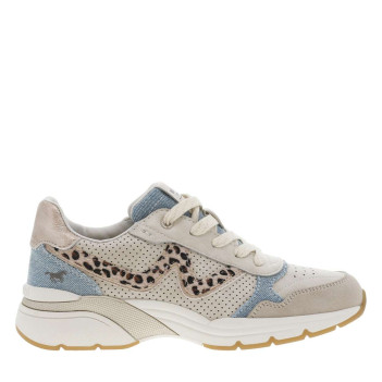 Baskets running taupes...