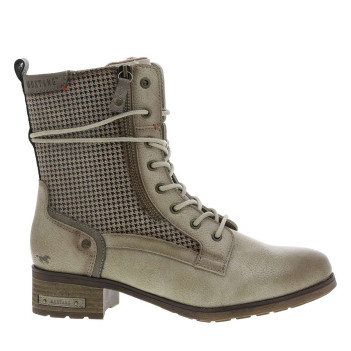 Bottines beiges à talon...