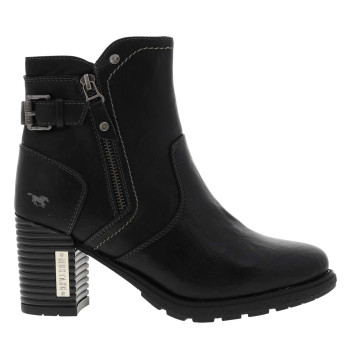 Boots noires à talon...