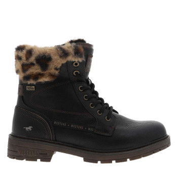 Bottines noires à talon...